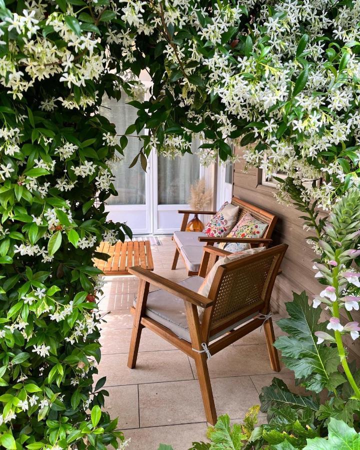 Les Suites D'Alienor, Suite Jasmin Pessac Exterior photo