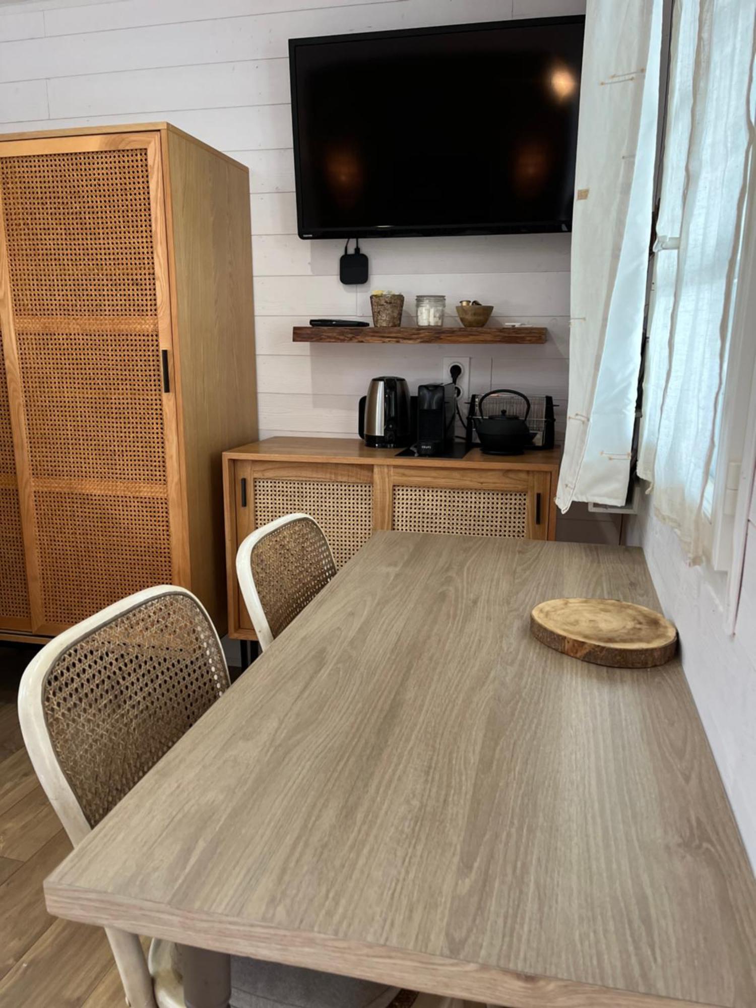 Les Suites D'Alienor, Suite Jasmin Pessac Exterior photo