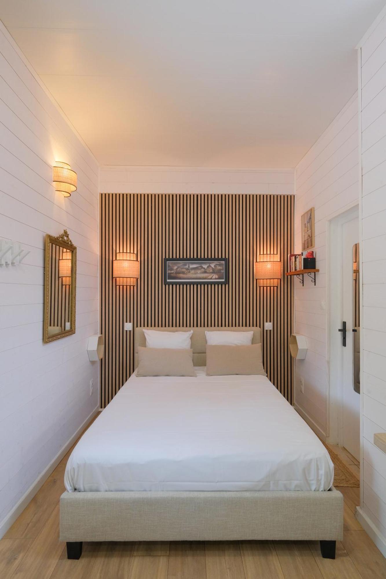 Les Suites D'Alienor, Suite Jasmin Pessac Exterior photo