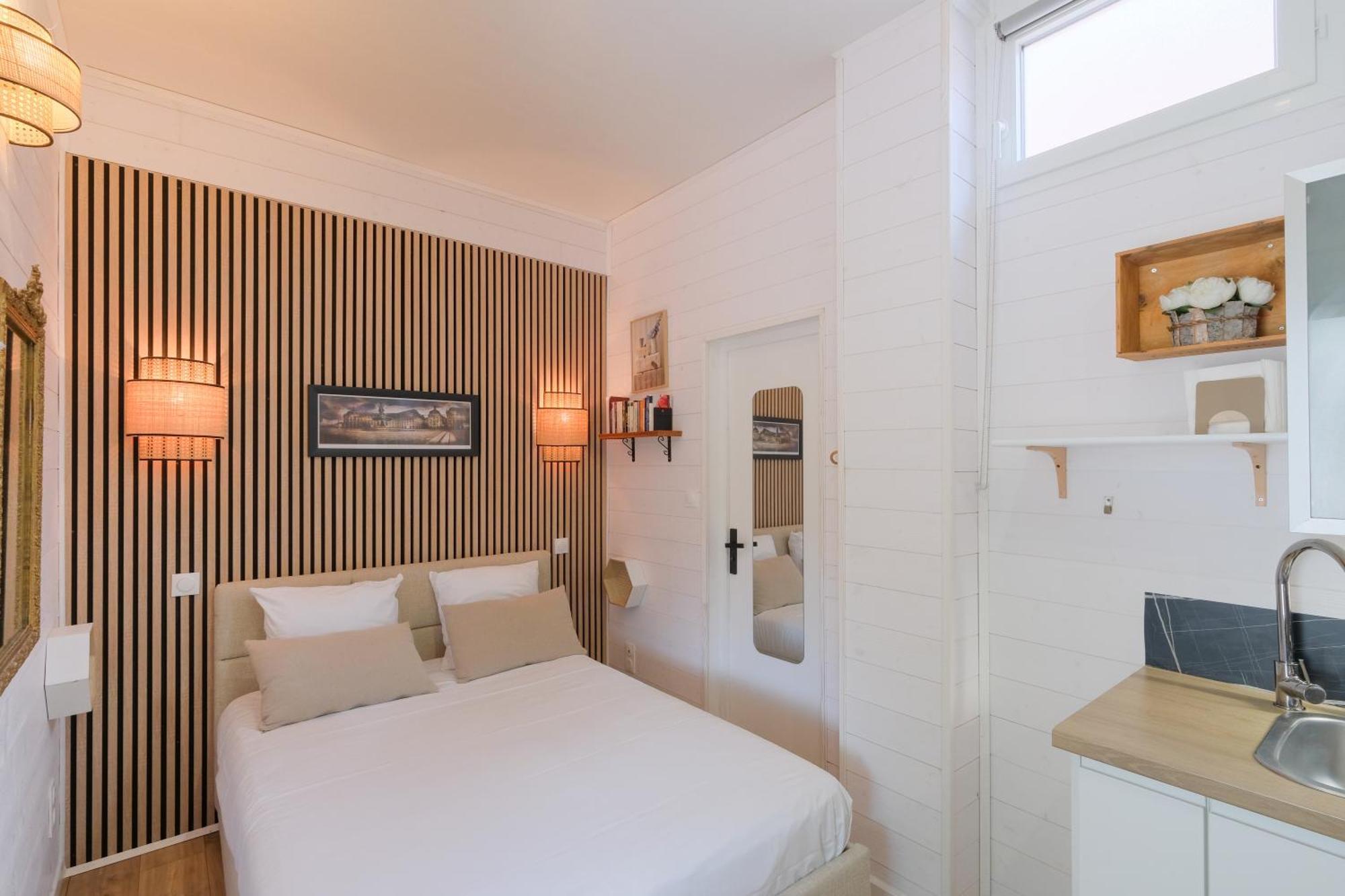 Les Suites D'Alienor, Suite Jasmin Pessac Exterior photo